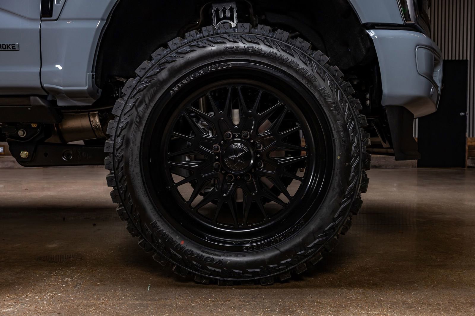 Used 2026 Ford F250 Platinum image 12