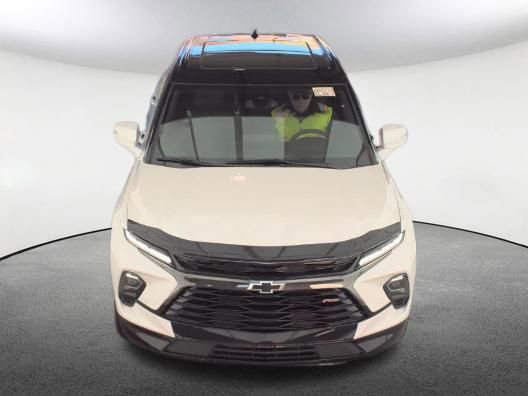 Used 2023 Chevrolet Blazer RS w/ Enhanced Convenience Package image 2