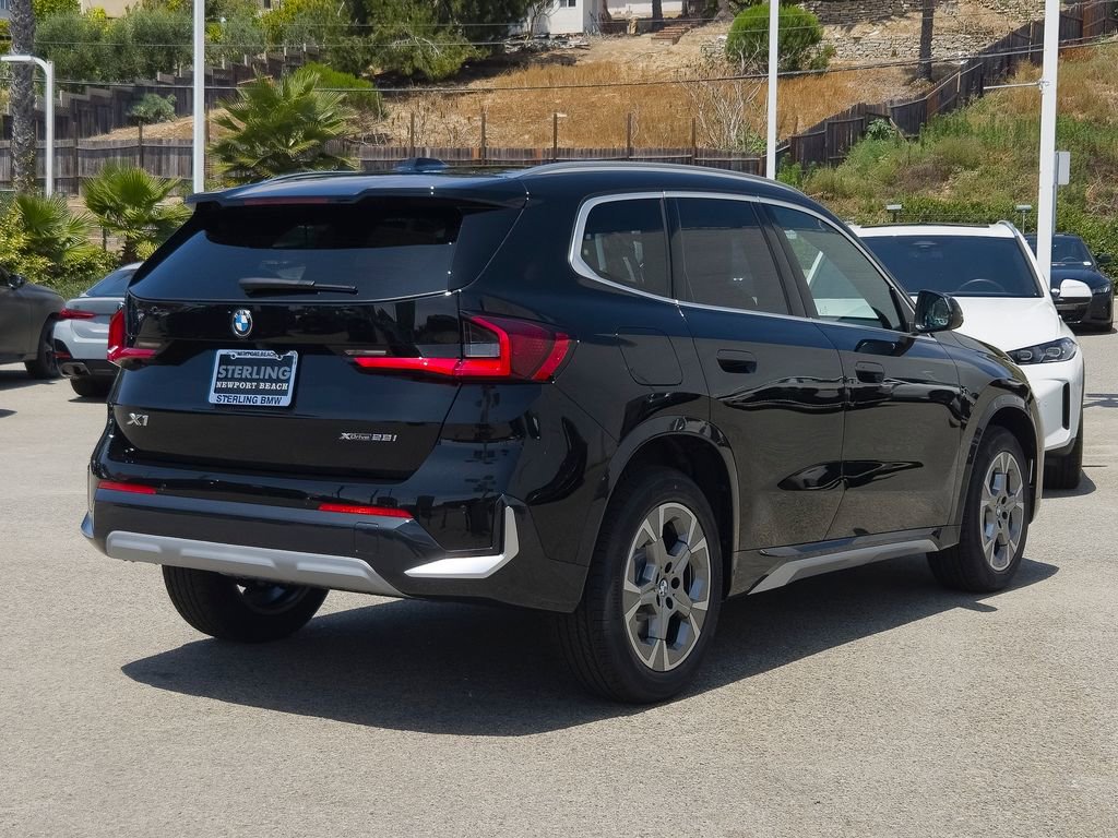 New 2026 BMW X1 xDrive28i w/ Technology Package AWD/4WD image 18