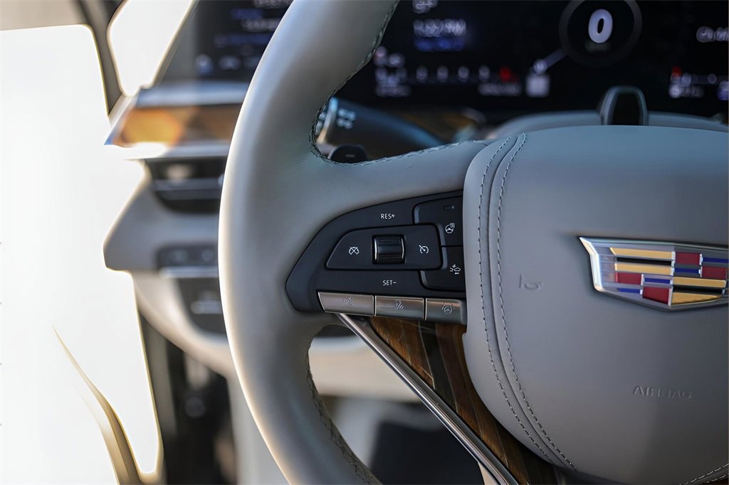 Certified 2024 Cadillac Escalade Premium Luxury Platinum w/ Heavy-Duty Trailer Package image 14