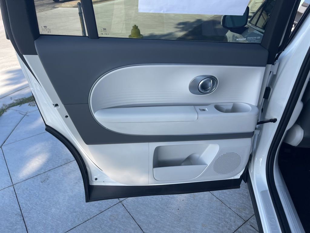 New 2026 Hyundai Ioniq 9 SE image 18