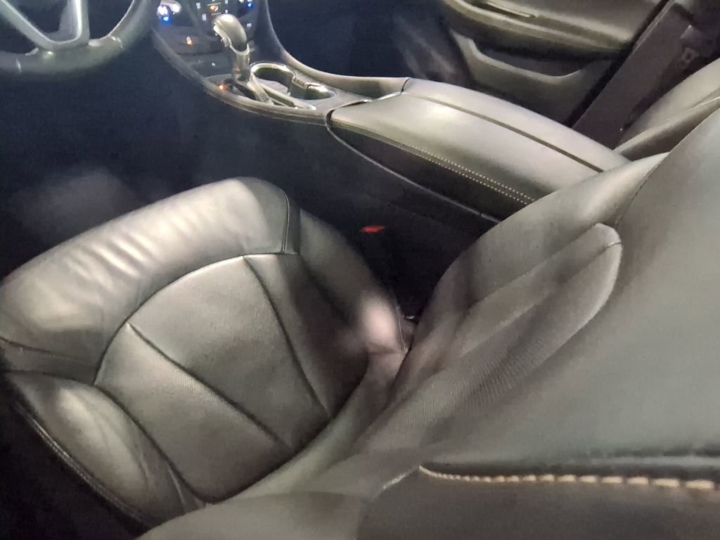 Used 2017 Buick Envision Essence image 19