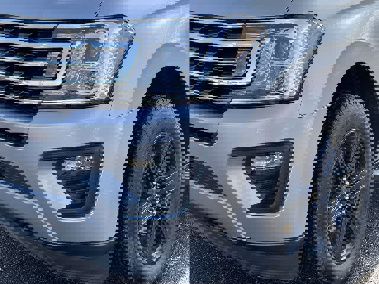 Used 2021 Ford Expedition Max XLT image 40