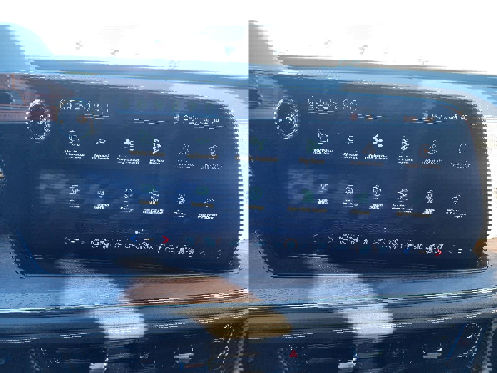 New 2026 Chevrolet Suburban Premier image 21