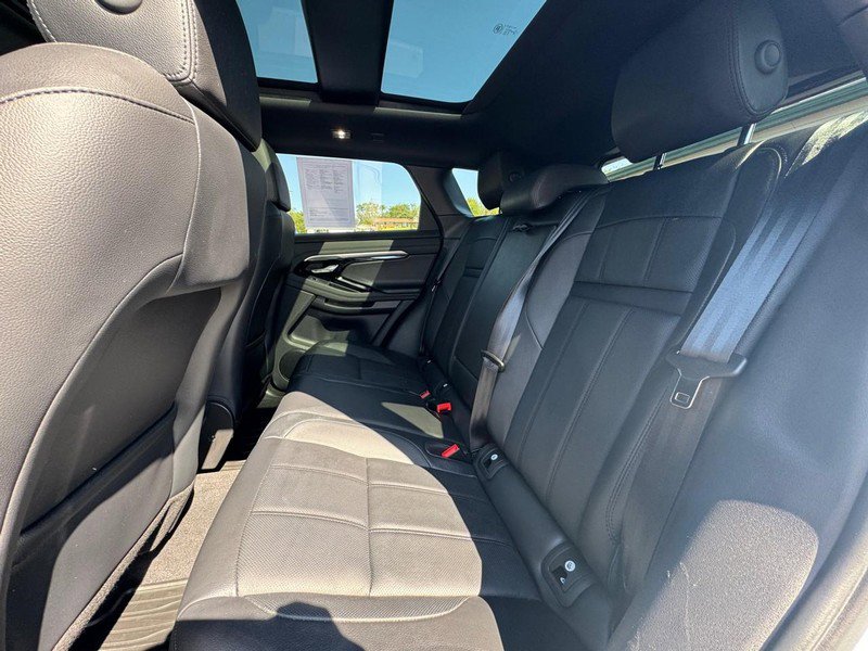 Used 2022 Land Rover Range Rover Evoque SE image 18