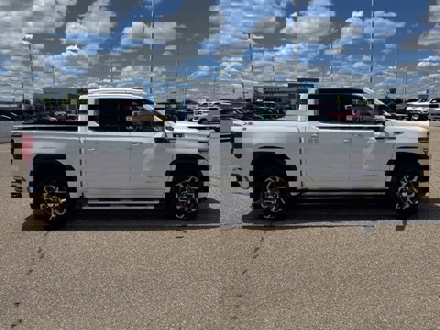 Certified 2023 GMC Sierra 1500 SLT w/ SLT Premium Package image 2