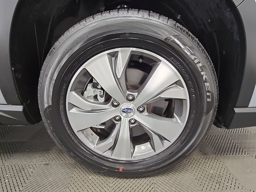 Used 2024 Subaru Ascent Premium w/ Convenience Package image 47