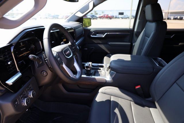 New 2026 GMC Sierra 1500 SLT image 10