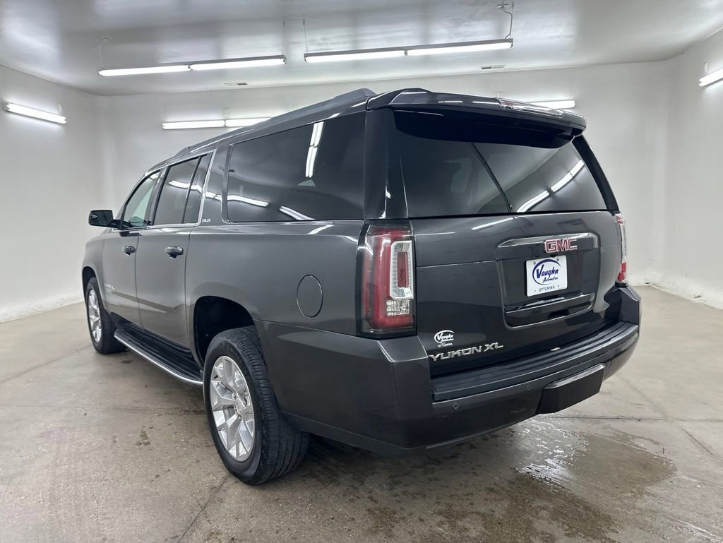 Used 2017 GMC Yukon XL SLE w/ SLE Value Package RWD image 6