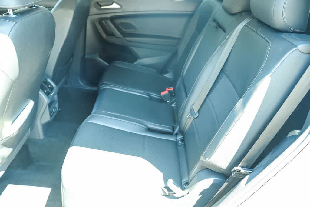 Used 2019 Volkswagen Tiguan SE FWD image 15