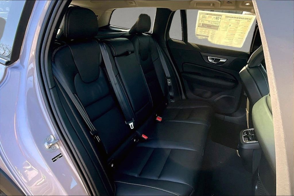 New 2026 Volvo V60 B5 Cross Country Ultra w/ Protection Package Premier image 10