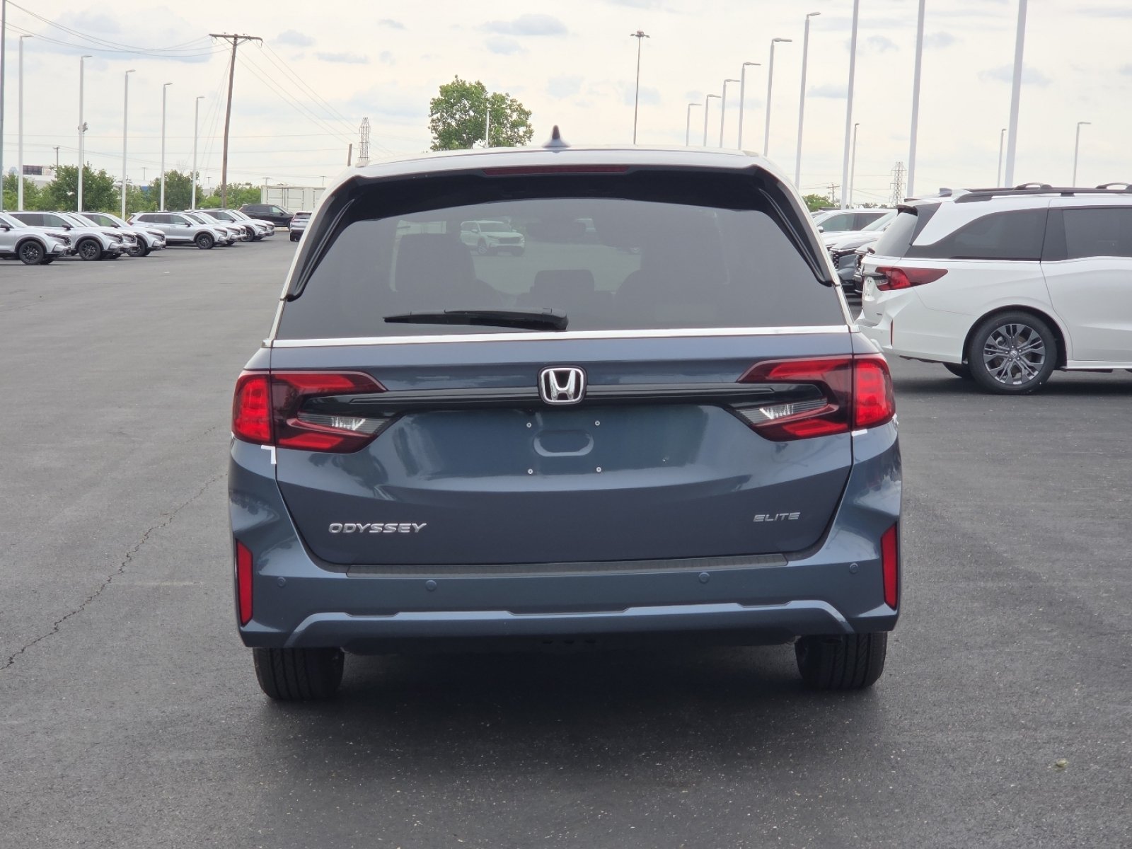New 2026 Honda Odyssey Elite image 17