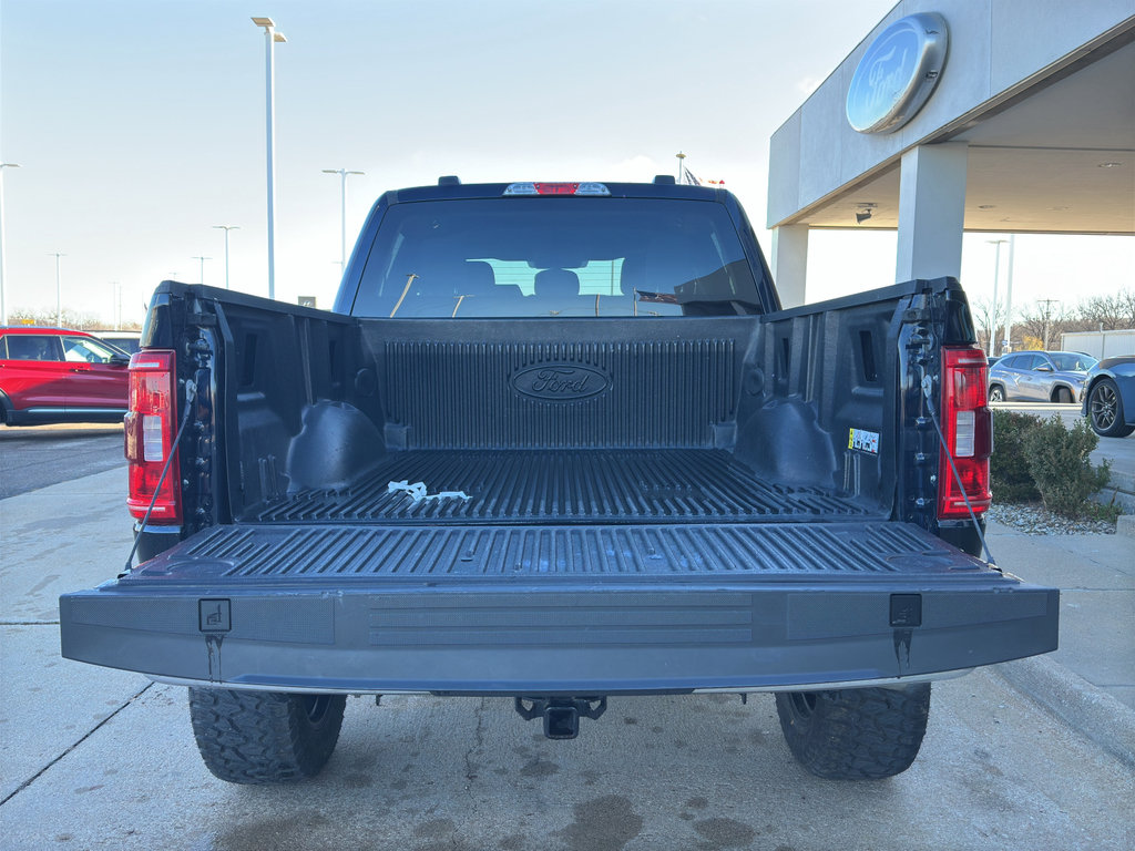 Used 2023 Ford F150 XLT w/ Trailer Tow Package image 9
