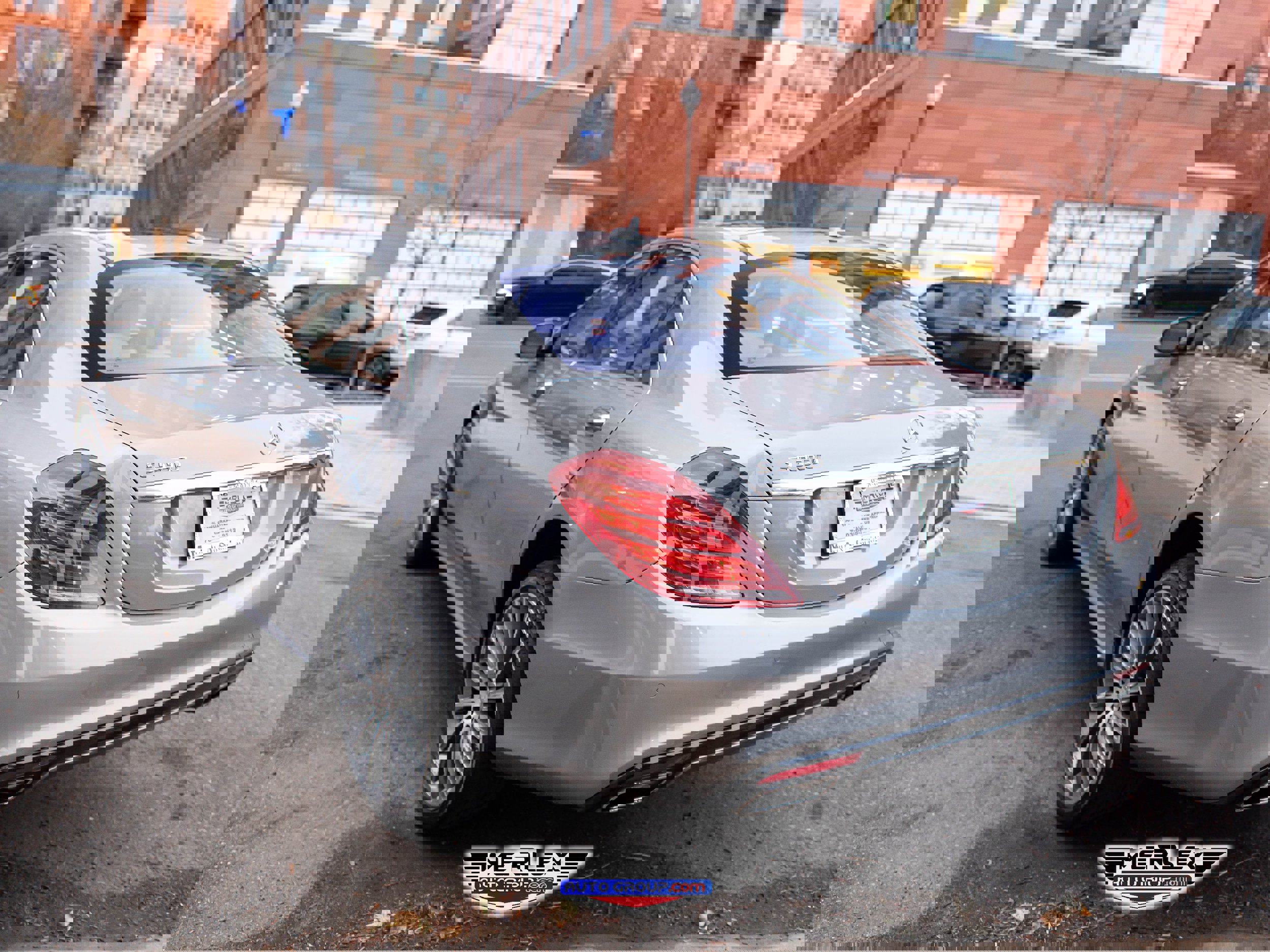 Used 2015 Mercedes-Benz S 550 Sedan w/ Sport Package w/ Sport Package image 5