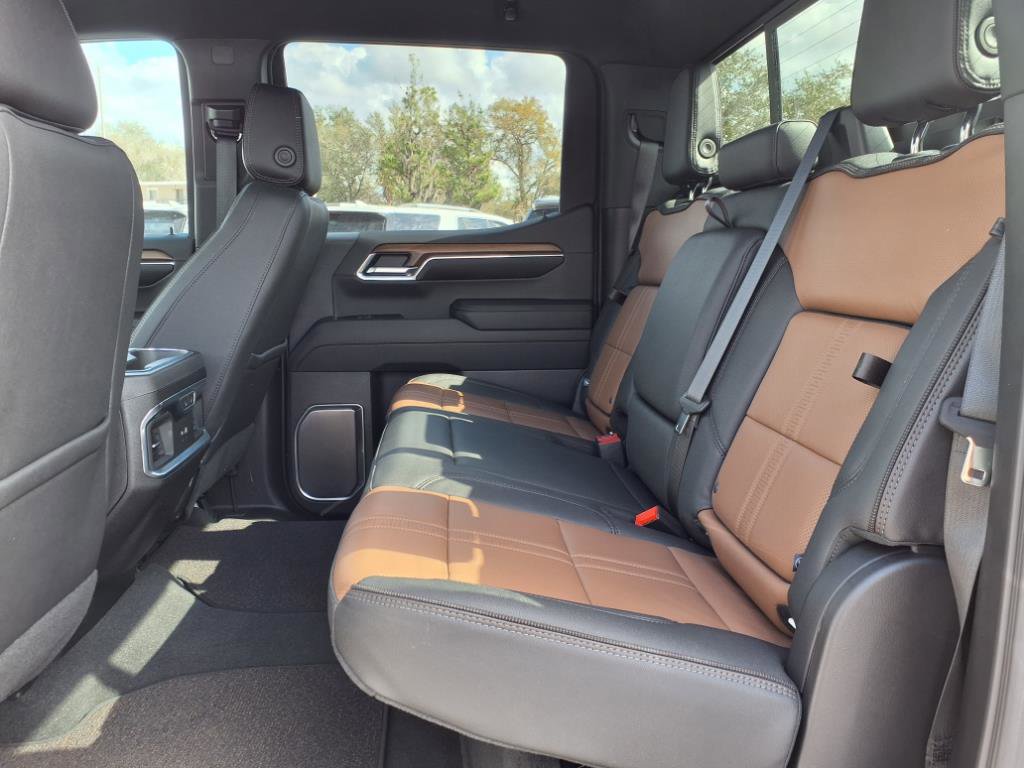 Certified 2024 Chevrolet Silverado 1500 High Country w/ Z71 Off-Road Package image 30