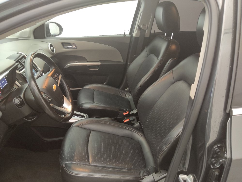 Used 2017 Chevrolet Sonic Premier image 17