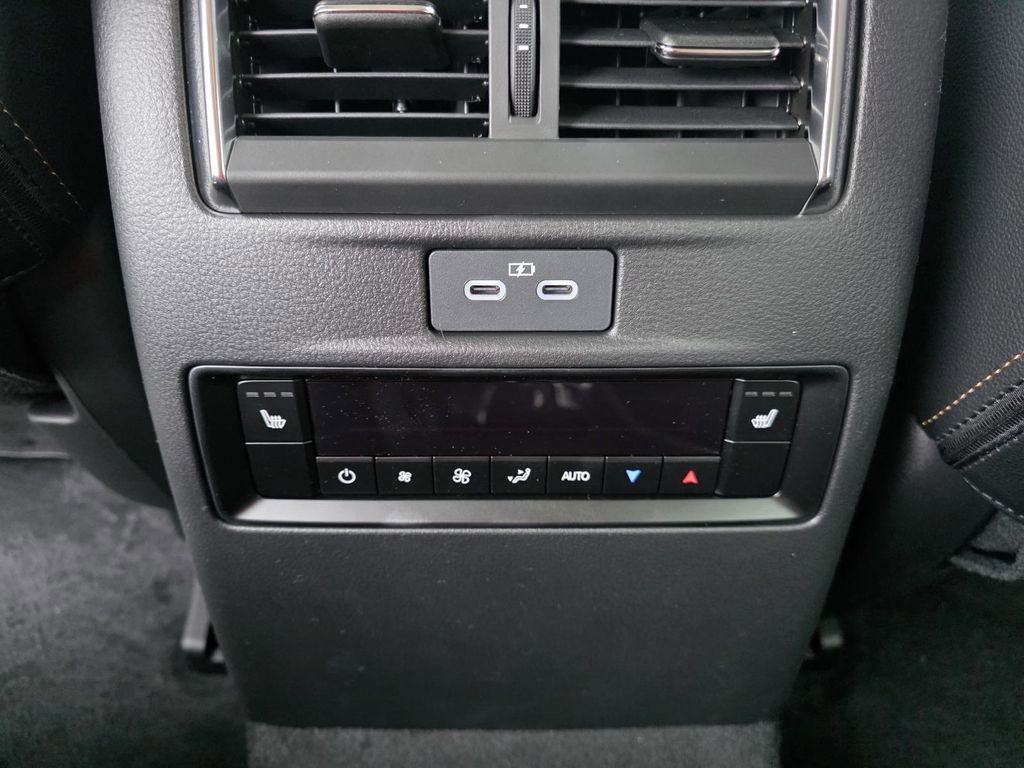 New 2026 MAZDA CX-90 Plug-In Hybrid w/Premium Sport image 29
