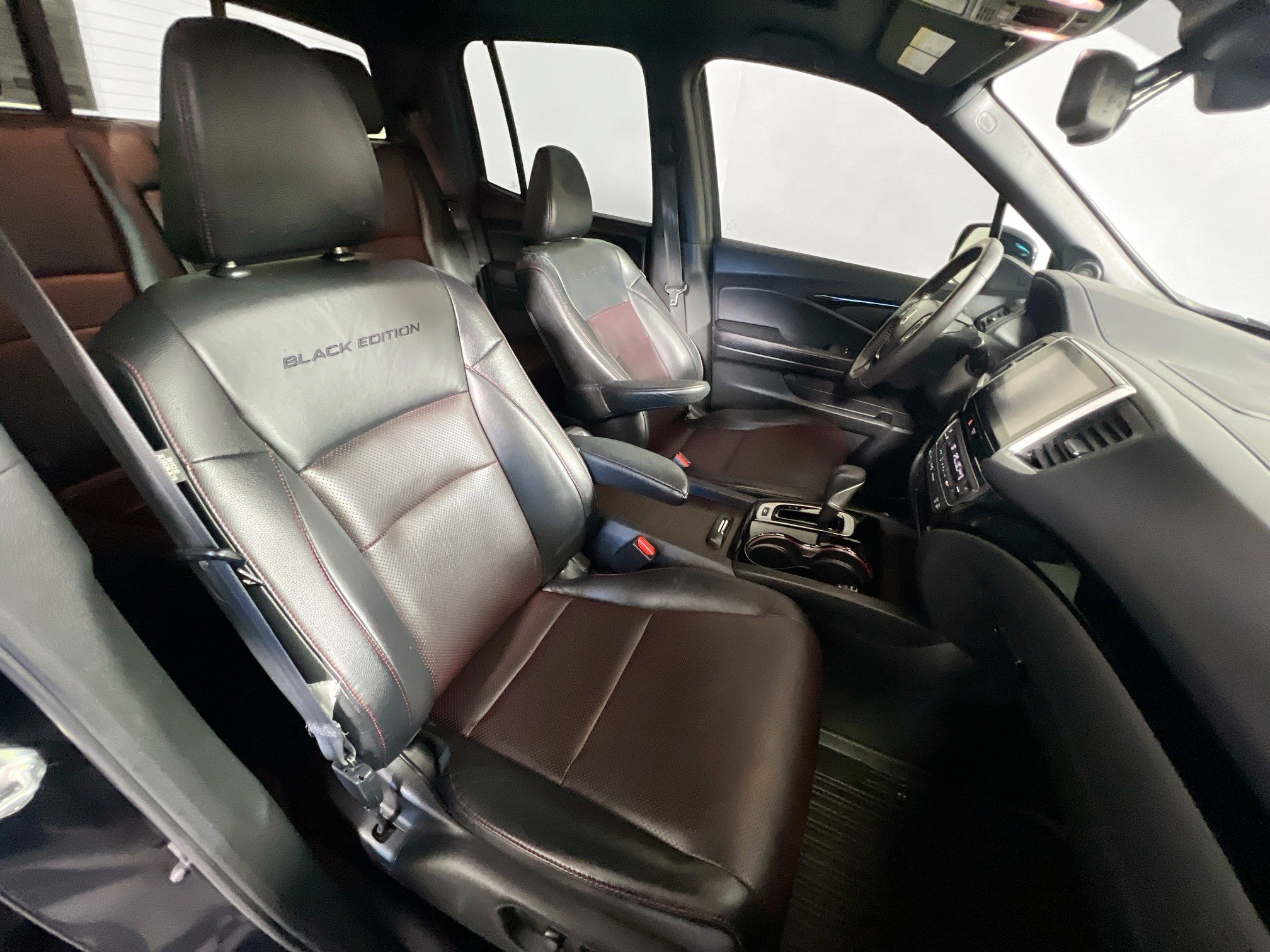 Used 2018 Honda Ridgeline Black Edition image 31