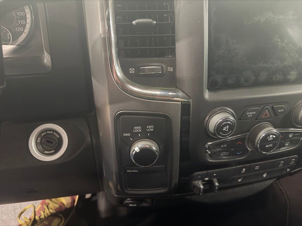 Used 2018 RAM 2500 Big Horn w/ Sport Appearance Group image 21