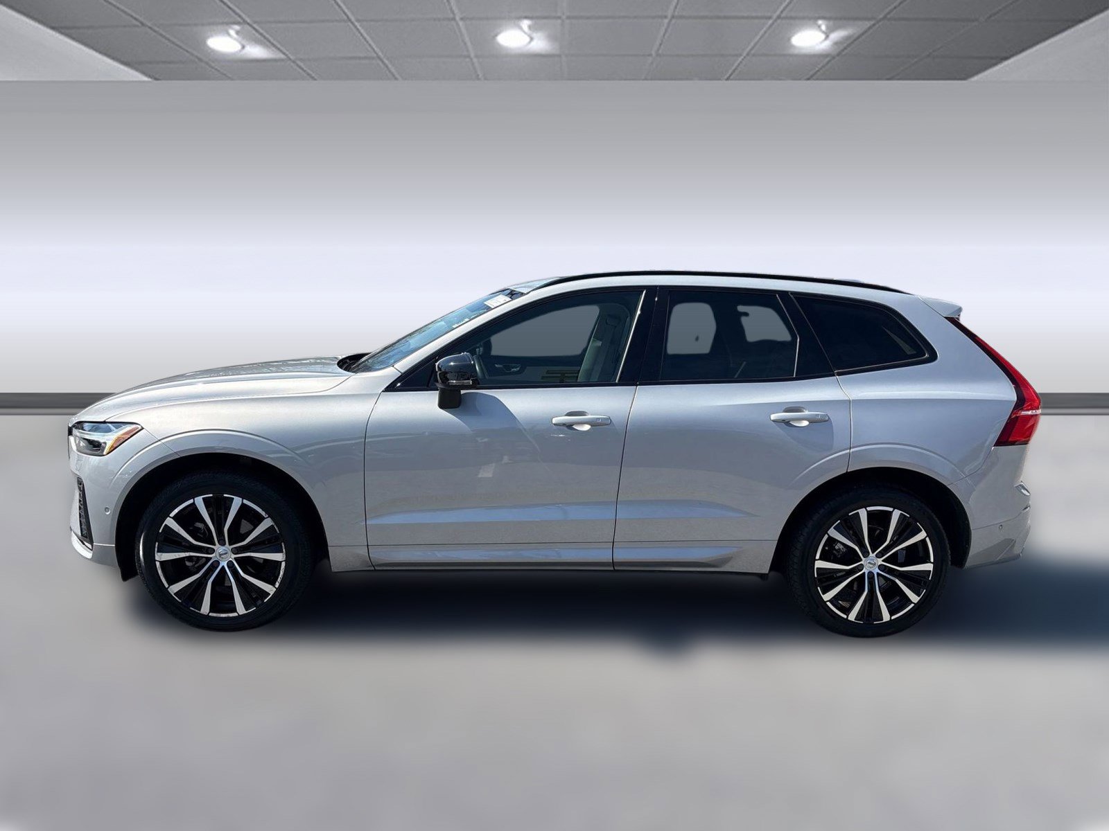 Used 2023 Volvo XC60 B5 Ultimate w/ Climate Package AWD/4WD video 2