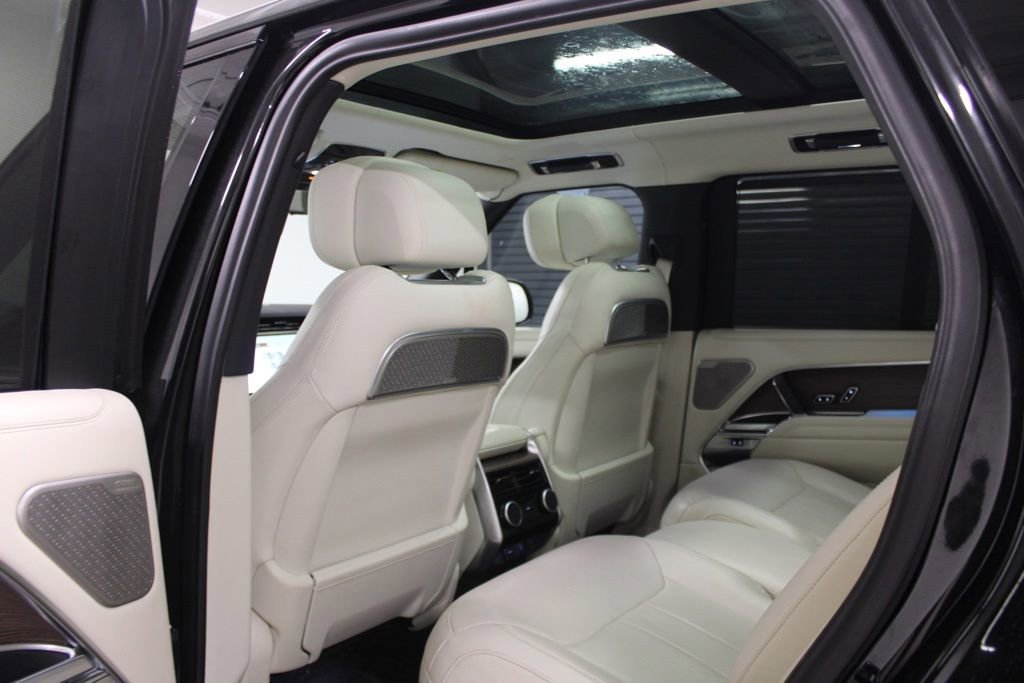 Used 2025 Land Rover Range Rover Autobiography AWD/4WD image 41