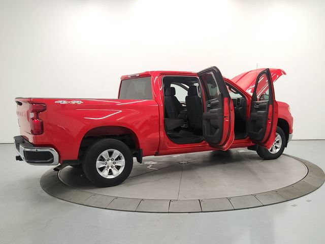 Used 2025 Chevrolet Silverado 1500 LT AWD/4WD image 15