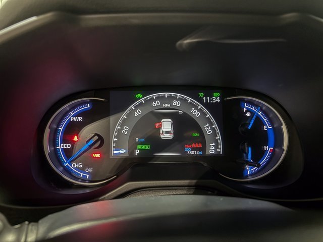 Used 2023 Toyota RAV4 SE image 19