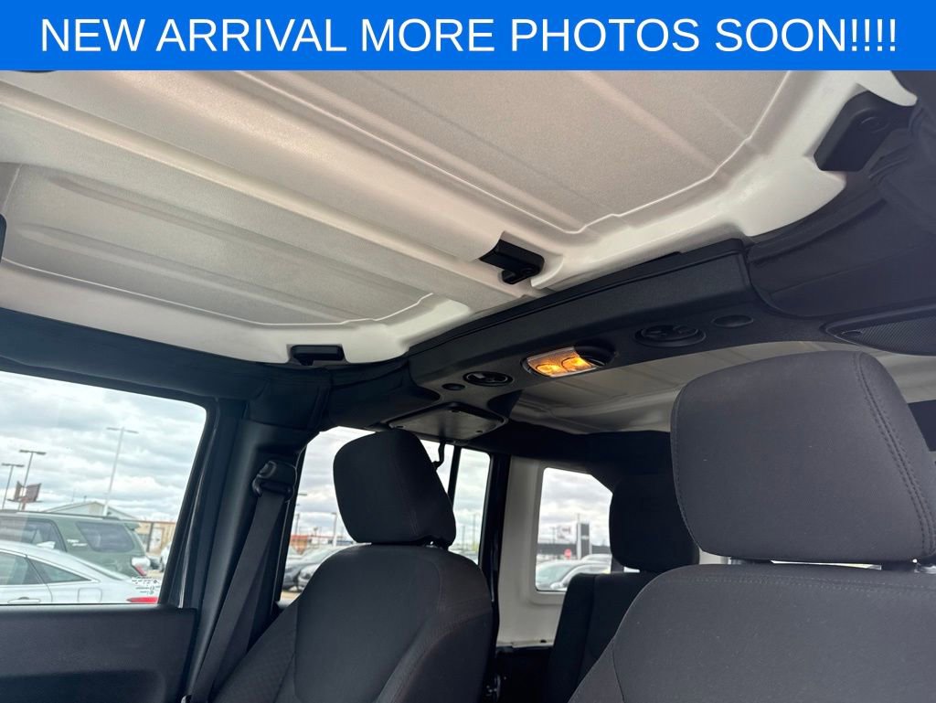 Used 2016 Jeep Wrangler Unlimited Sport w/ Quick Order Package 24S AWD/4WD image 14
