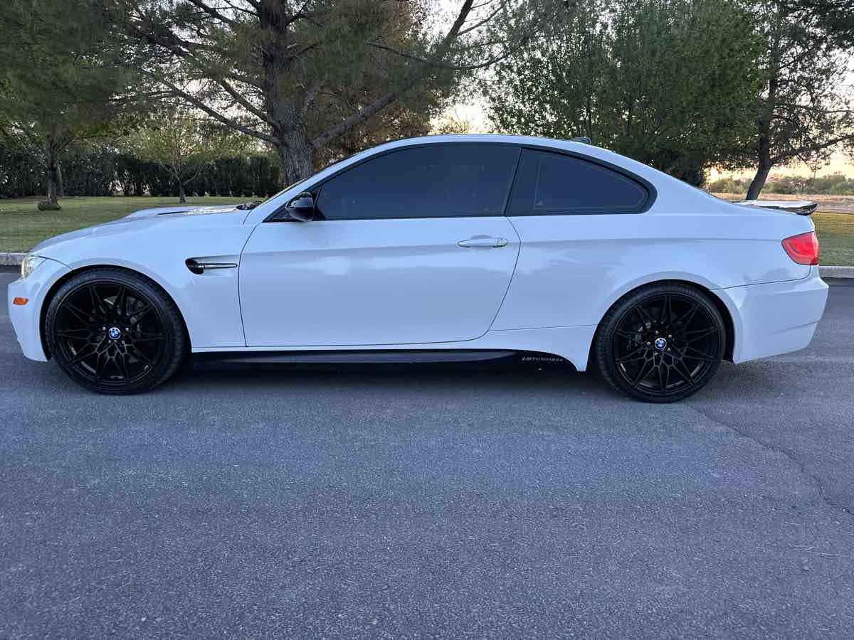 Used 2012 BMW M3 Coupe RWD image 2