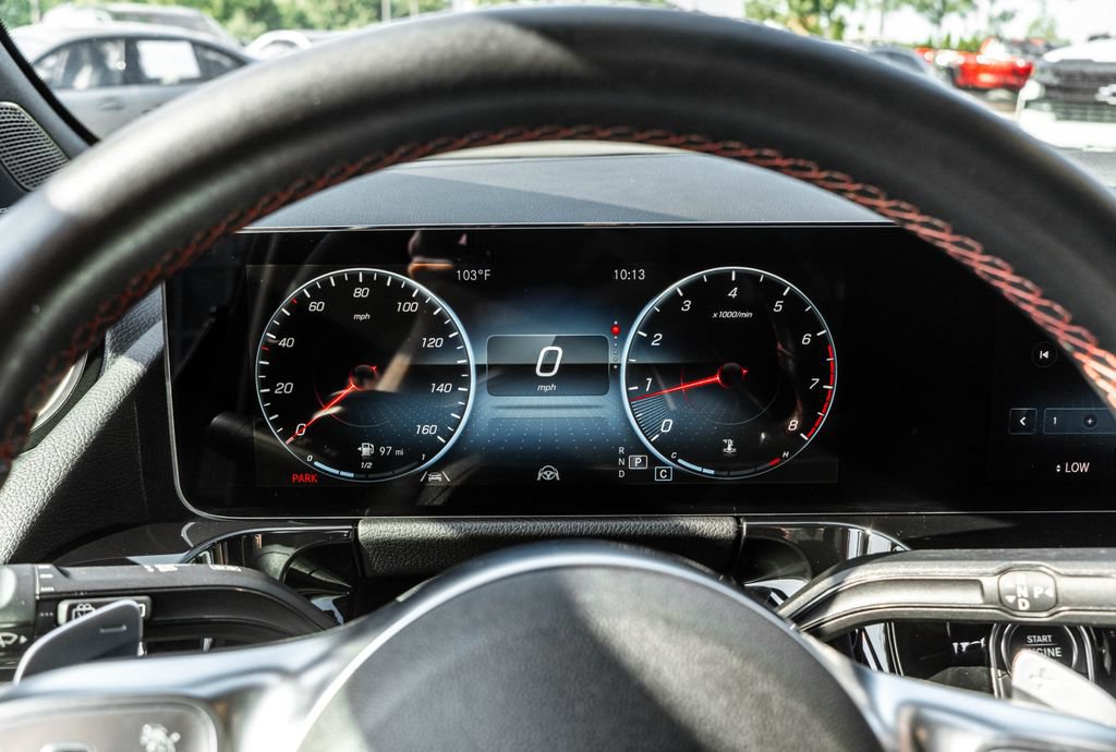 Used 2022 Mercedes-Benz GLA 250 4MATIC image 14