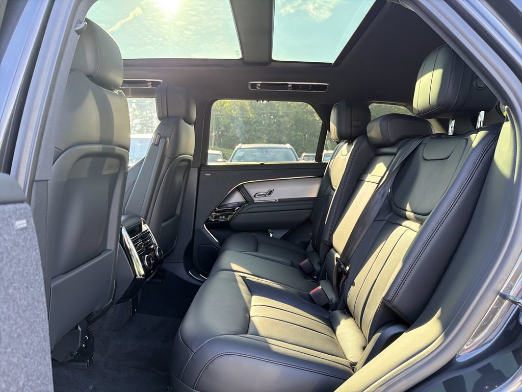 New 2026 Land Rover Range Rover Sport SE AWD/4WD image 5