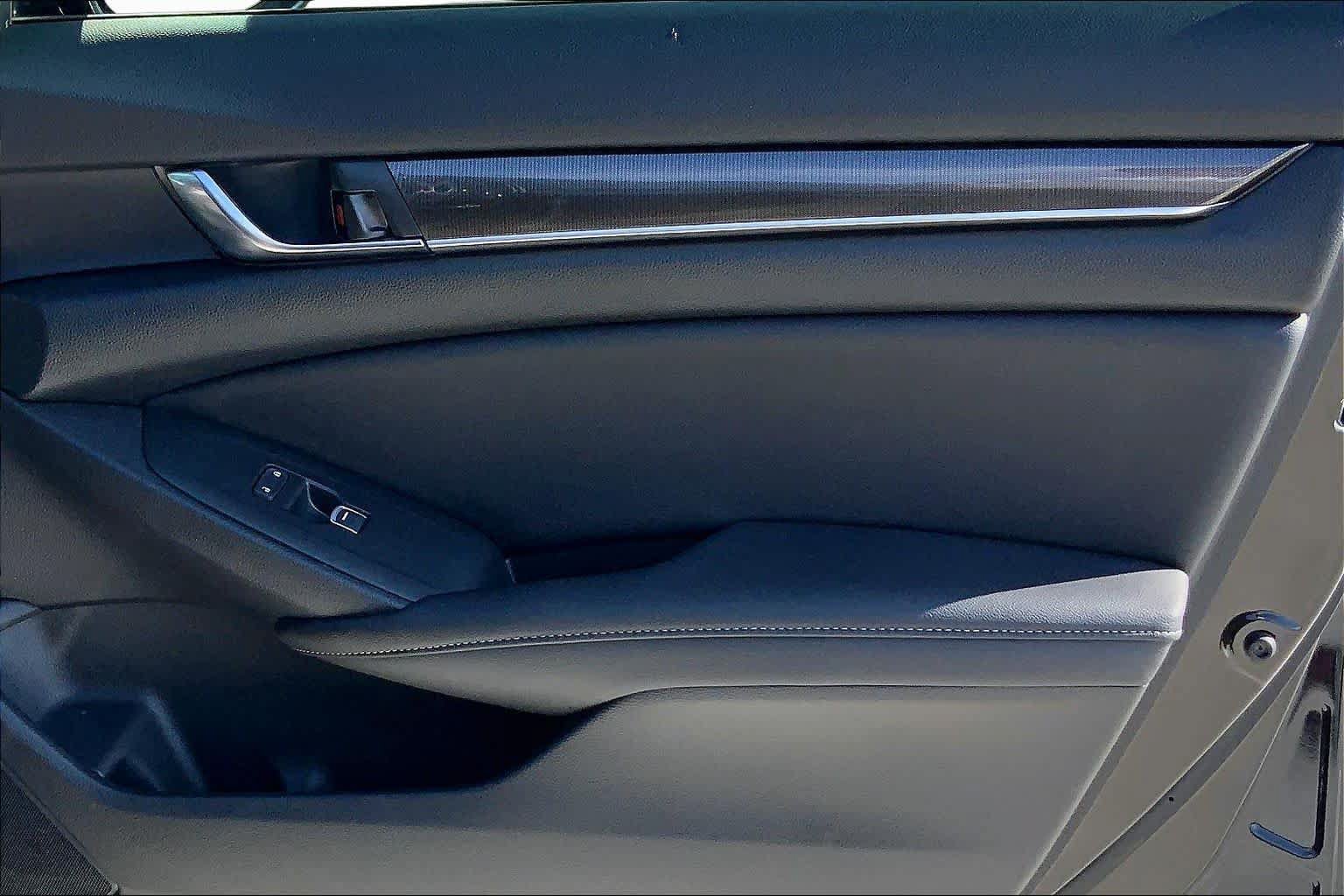 Used 2020 Honda Accord Sport image 26