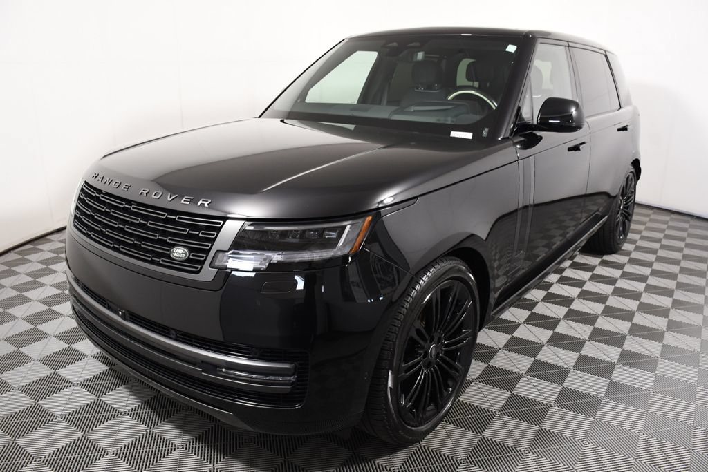 Used 2024 Land Rover Range Rover Long Wheelbase SE AWD/4WD image 1