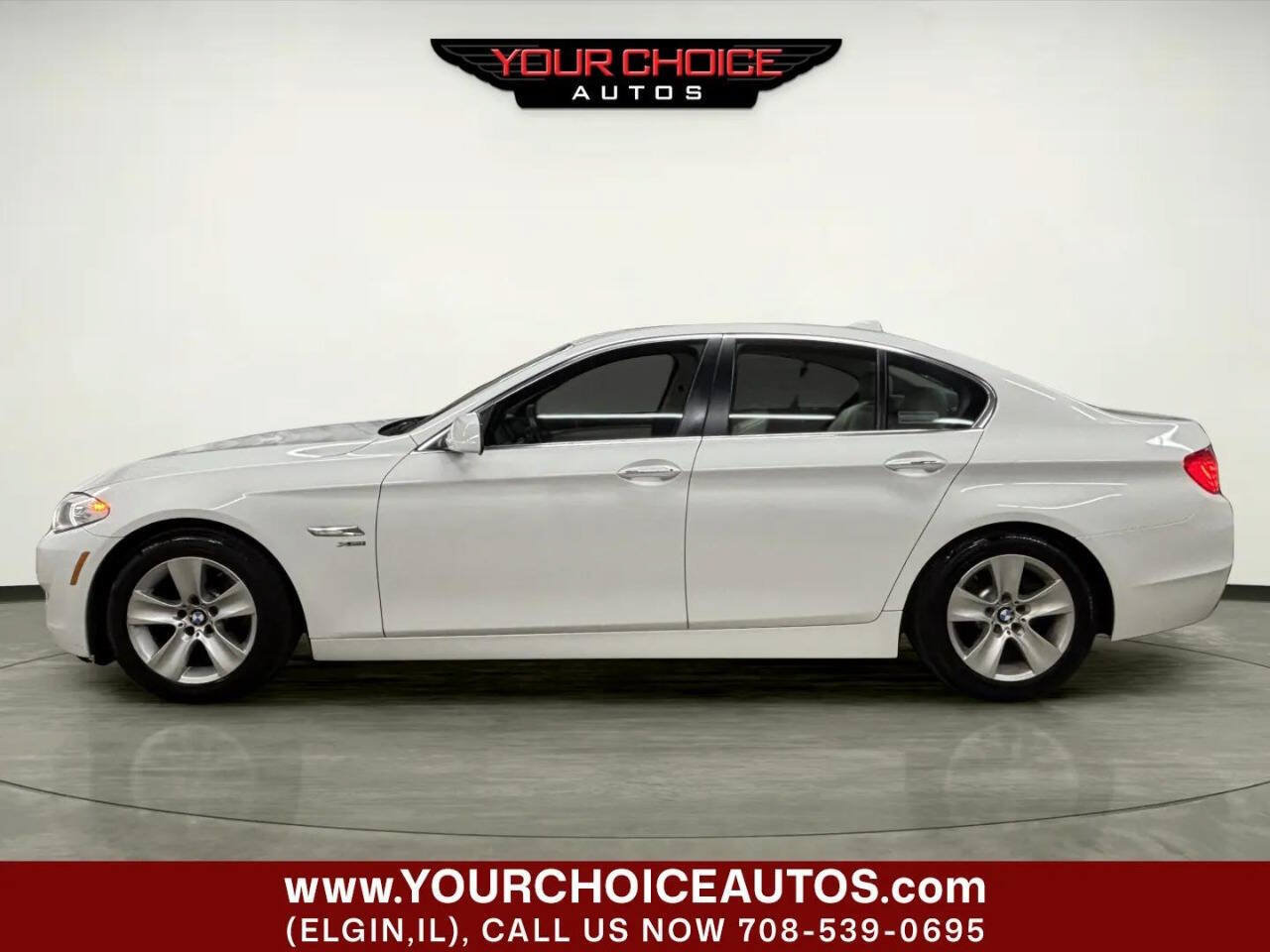 Used 2012 BMW 528i xDrive Sedan AWD/4WD image 2