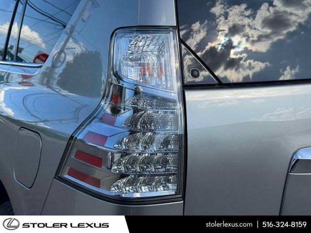 Used 2023 Lexus GX 460 Premium w/ Premium Package AWD/4WD image 13