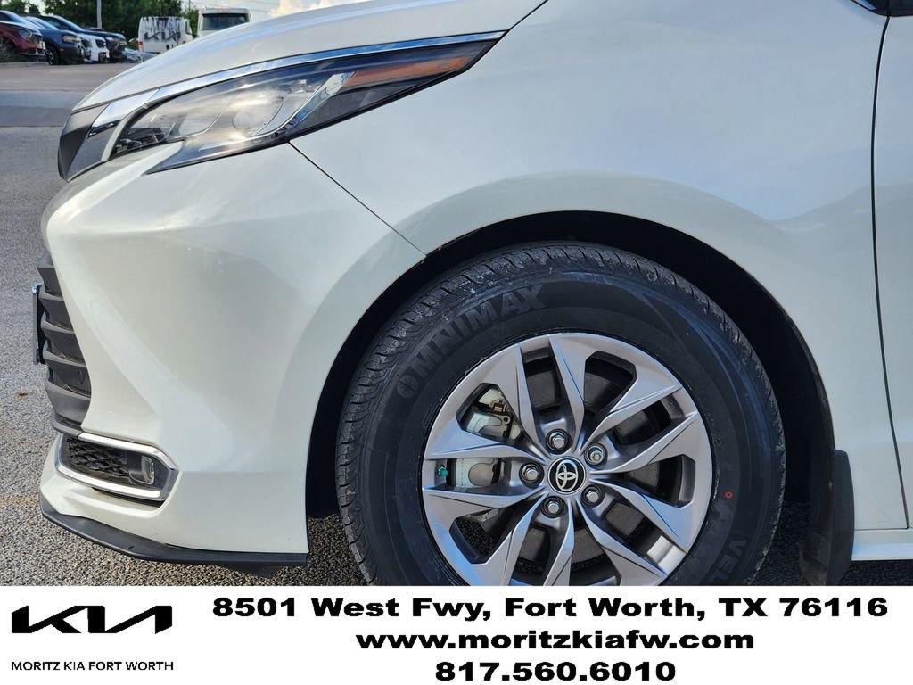 Used 2021 Toyota Sienna XLE FWD image 8