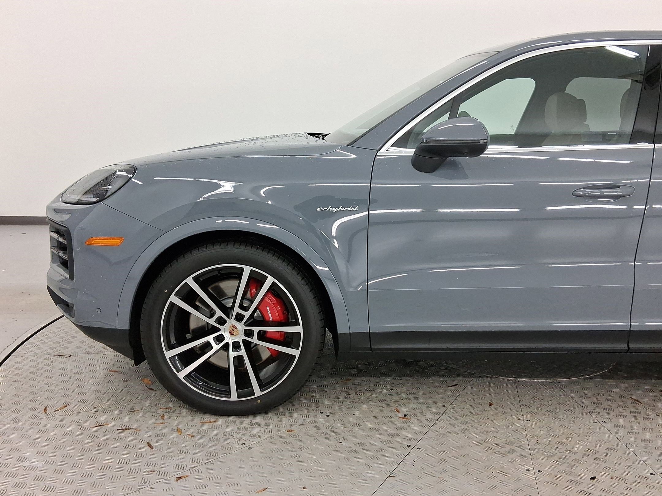 New 2026 Porsche Cayenne S image 11