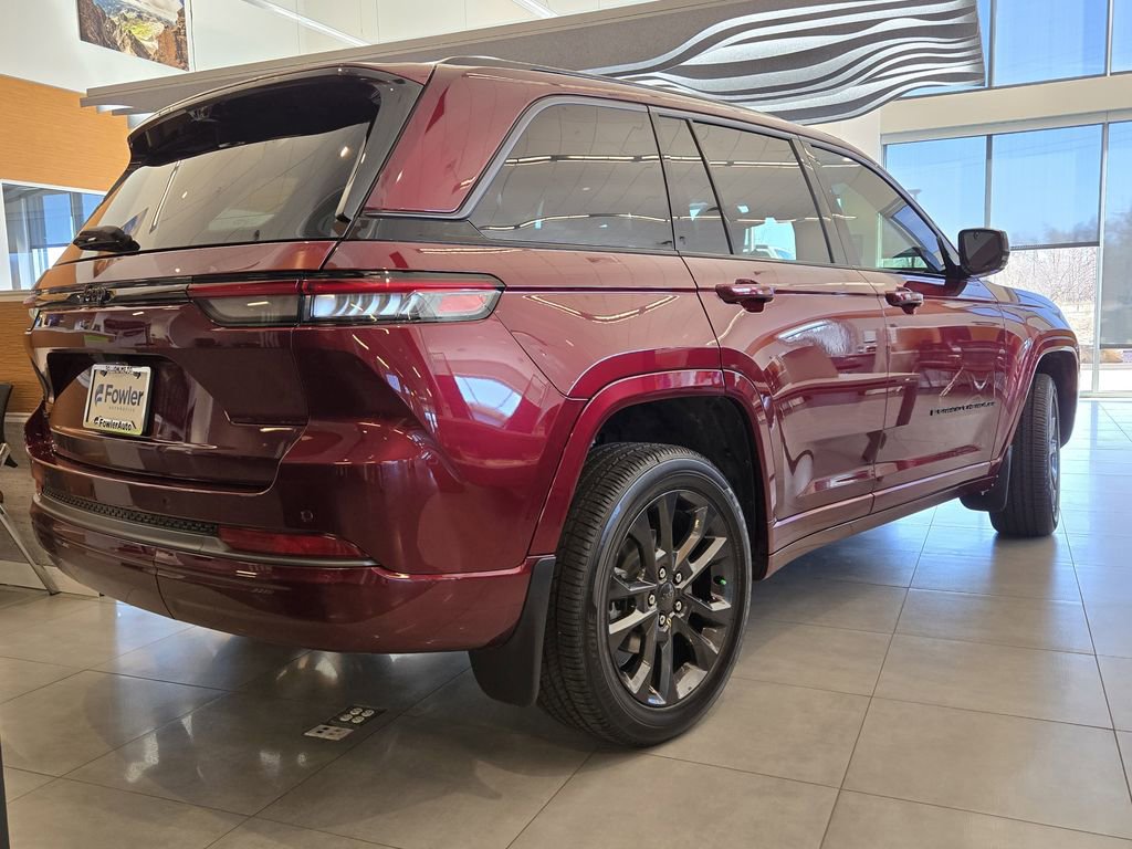 New 2026 Jeep Grand Cherokee Limited AWD/4WD image 3