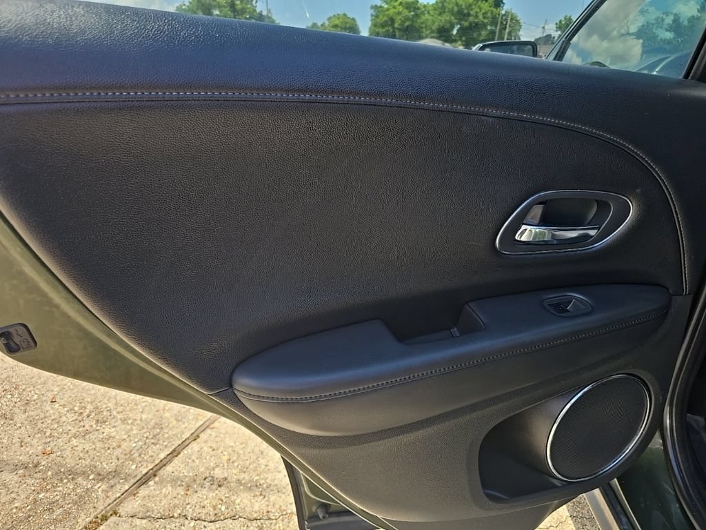 Used 2016 Honda HR-V EX-L image 35