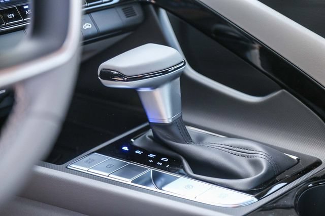 New 2025 Hyundai Elantra SEL FWD image 25