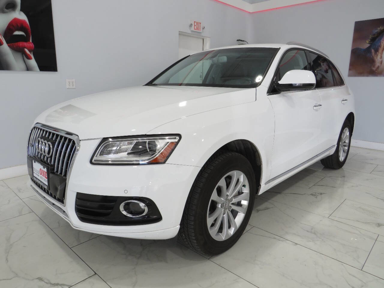 Used 2016 Audi Q5 2.0T Premium Plus w/ Technology Package AWD/4WD image 8