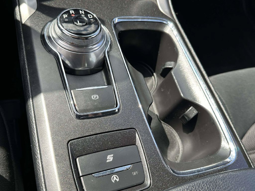 Certified 2020 Ford Fusion SE FWD image 21