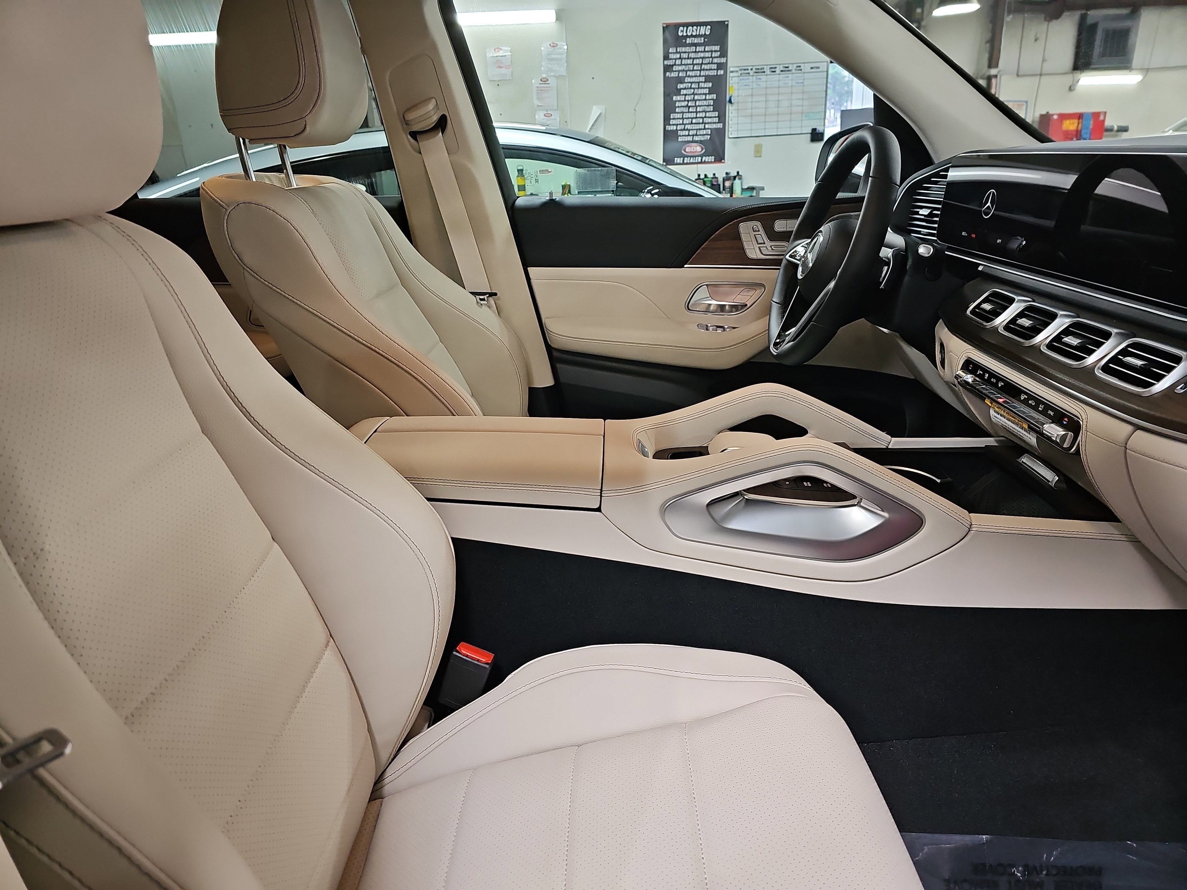 New 2026 Mercedes-Benz GLE 450 4MATIC image 10