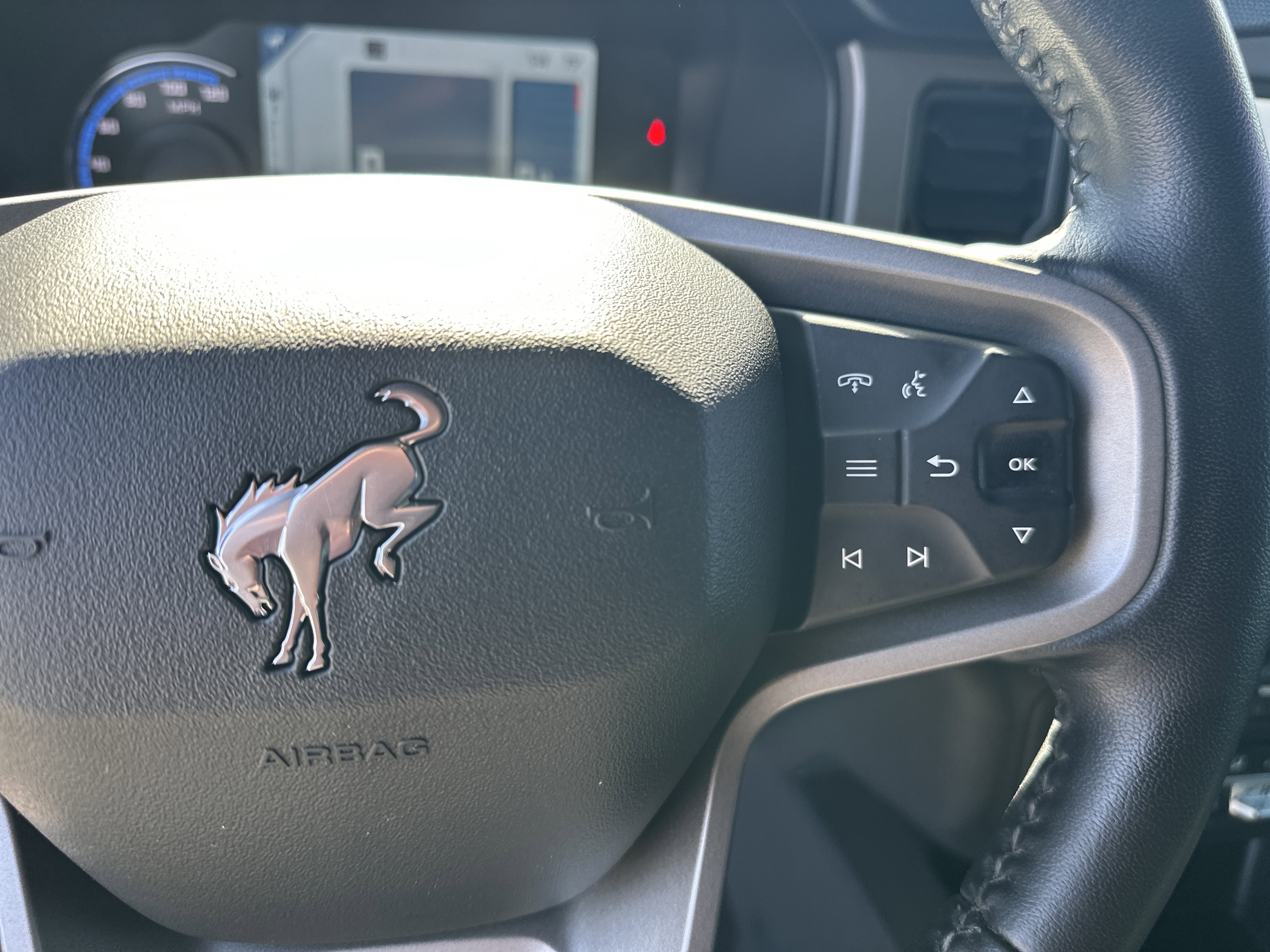 Used 2023 Ford Bronco Outer Banks w/ Sasquatch Package image 29