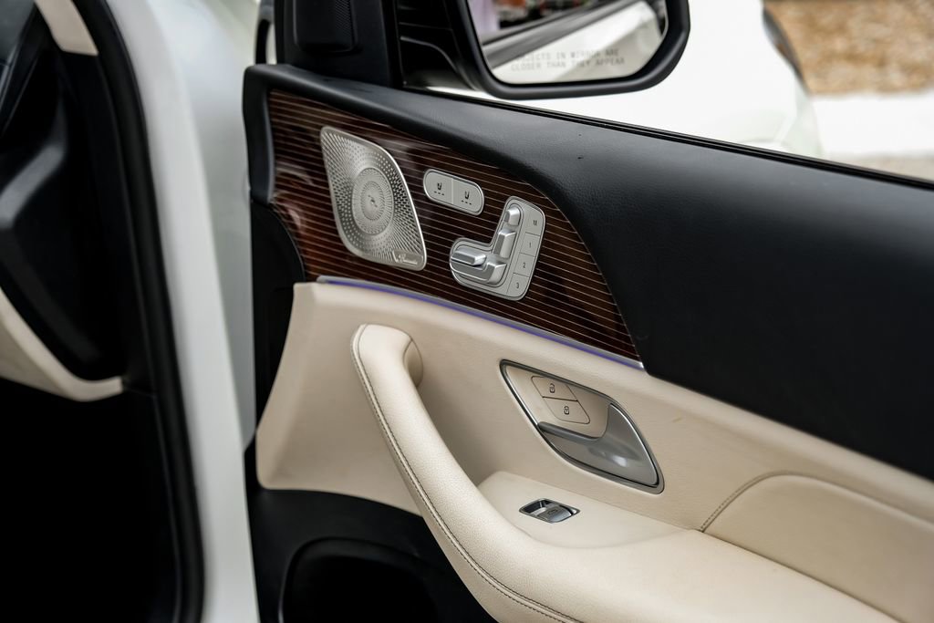 Used 2023 Mercedes-Benz GLS 580 4MATIC image 65