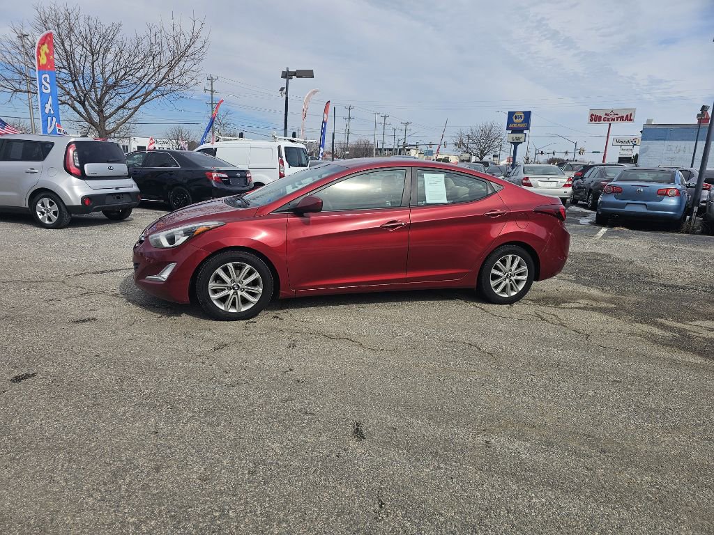 Used 2016 Hyundai Elantra SE w/ Option Group 02 image 2