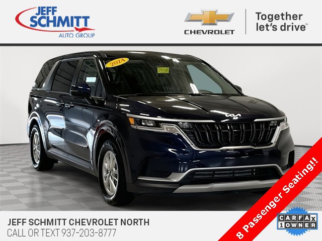 Used 2024 Kia Carnival LX image 1