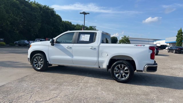 Used 2024 Chevrolet Silverado 1500 LT AWD/4WD image 6