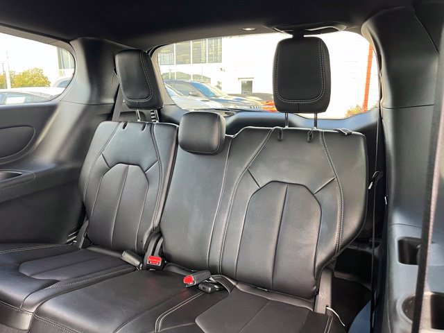 Used 2026 Chrysler Pacifica Select FWD image 39