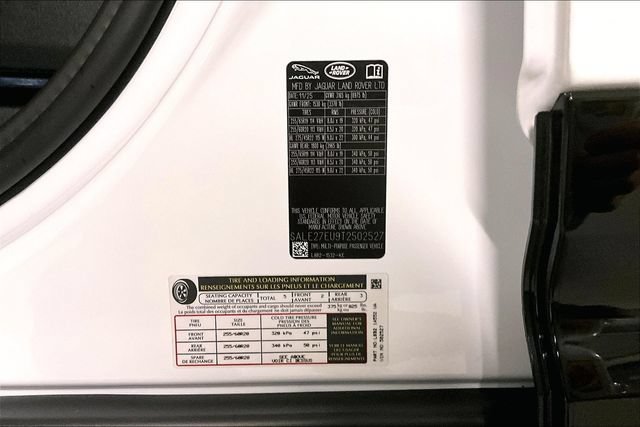 Certified 2026 Land Rover Defender 110 X-Dynamic SE AWD/4WD image 34